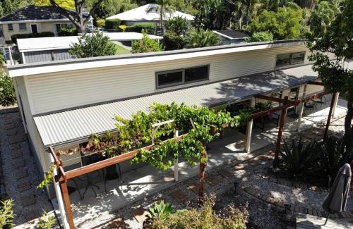 Willunga House | The Grape and Olive at Willunga