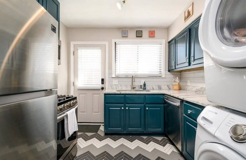 University District House | The Greenline Bungalow @ High Point