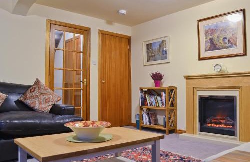 Rattray House | The Gregorton Coachhouse