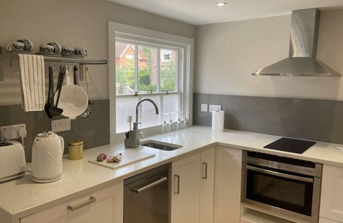 Wadhurst Apartment | The Greig 1A - Stylish, modern 2 bed Wadhurst Apartment