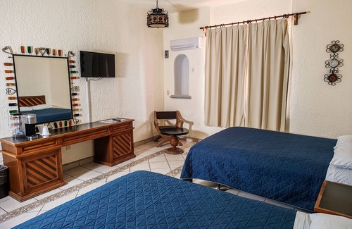 Guerrero Negro Hotel | The Halfwaiy Inn