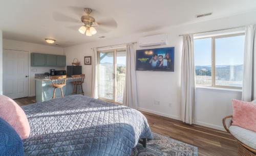 Spring City House | The Harmony Studio at Wind Walker Homestead