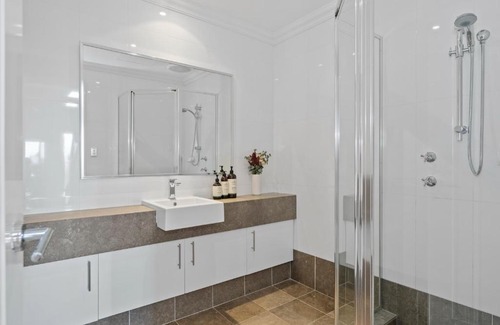 Halls Head House | The Haven on Blue Bay