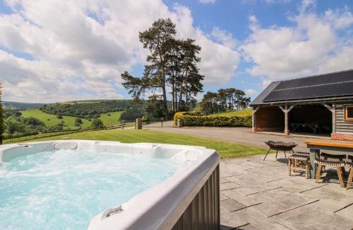 Tirabad House | The Hayloft