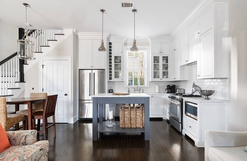 Cannonborough Elliotborough House | The Heart of Charm: Discover Downtown Charleston