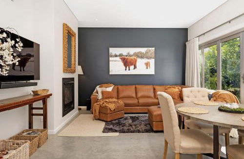 Bowral Villa | The Hidden Door Bowral Villa -the Love of Old Bowral