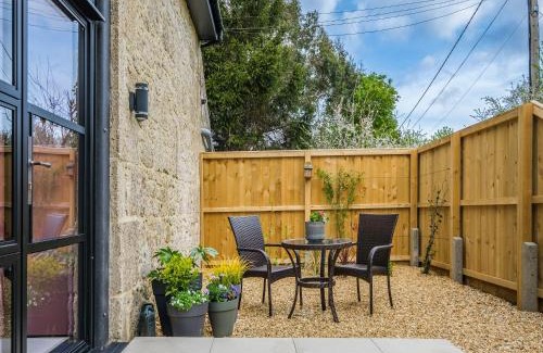 Yarmouth Apartment | The Hideaway