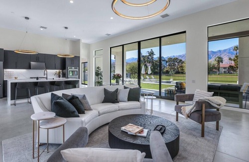 Palm Springs House | The Hideaway | Pickle Ball court