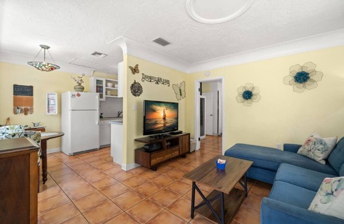 Bradenton House | The Hideaways at Point Pleasant (Palm Side)