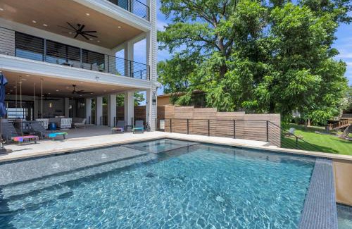 Kingsland House | The High Life with Concierge Services