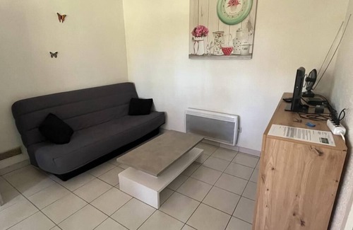 Saint-Chamarand House | The Hill at the Chalets House T2, N2