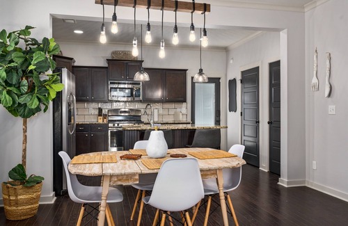Helena House | The Hillsboro House - Family Friendly with 4 BR