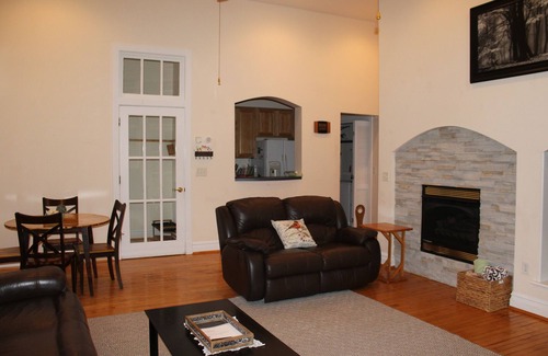 Dyke House | The historic dyke-schoolhouse-oak-harbour