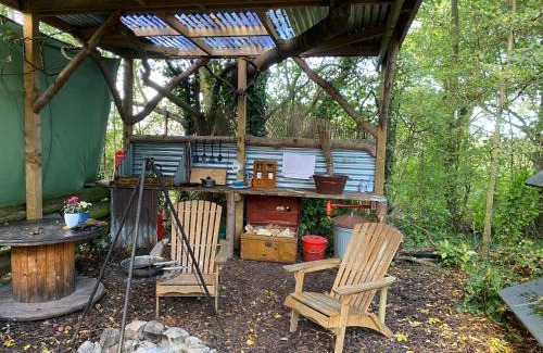 Ilton Cabin | The Hobbit House and Secret Garden