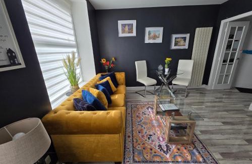Central Aberdeen Apartment | The Holiday 20 flat! outside LEZ