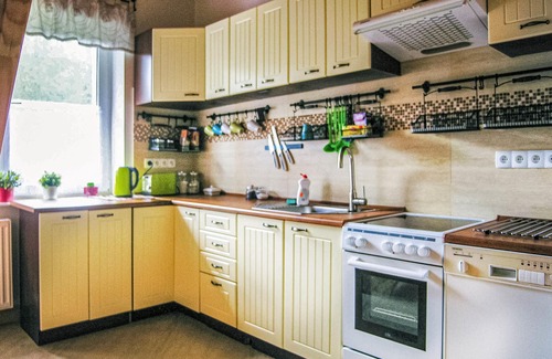 Szemud House | The holiday home is located on a large, fenced plot in the village of Kamie.