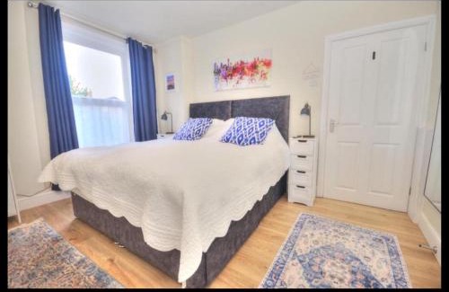 Crosby Apartment | The Hollies