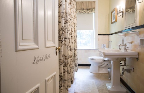 Bausman Bed & Breakfast | The Hollinger House
