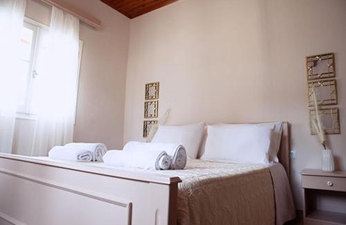 Sidari House | The Homey