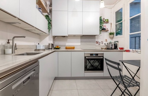 10th Arrondissement Apartment | The Hopeful Romantic, by Veeve