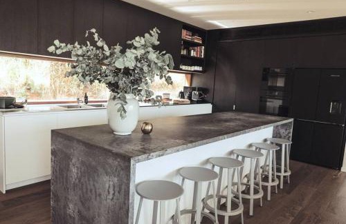 Lucknow House | The Horned Cow - award winning luxe semi-rural house 10mins from Orange