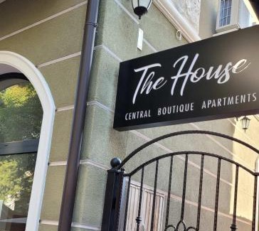 Vranyantsi Apartment | The House - Central Boutique Apartments