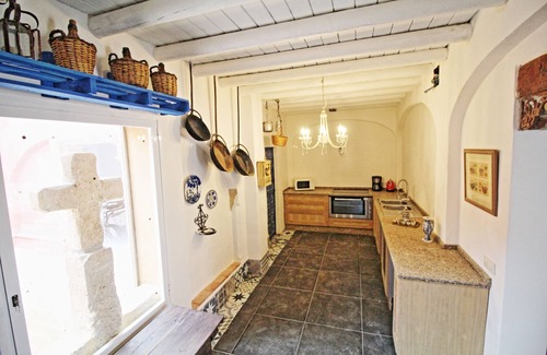 Carmona Villa | The house