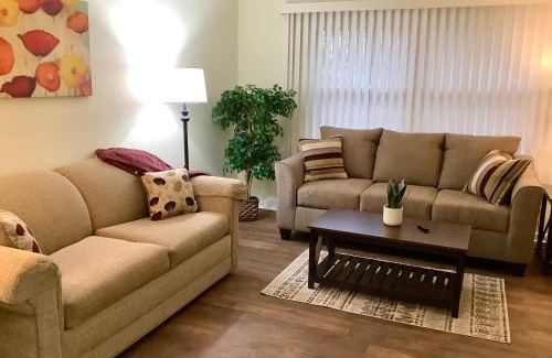 Cuyahoga Falls House | The House Hotels - Erie St. 2