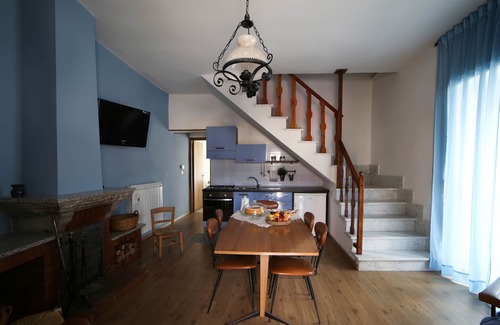Brienza House | "THE HOUSE OF THE VILLAGE" .