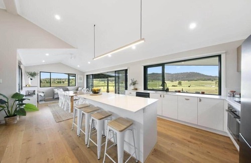 Broke House | The House @ The Charles at Broke Hunter Valley Luxury