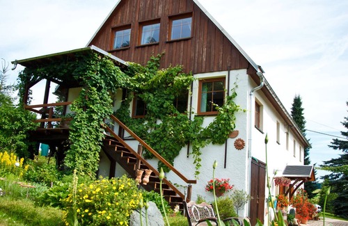 Pfaffroda House | The house 'Waldblick' welcomes you to the ERZGEBIRGE!
