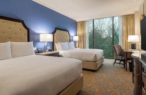 The Villages Hotel | The Houstonian Hotel, Club & Spa