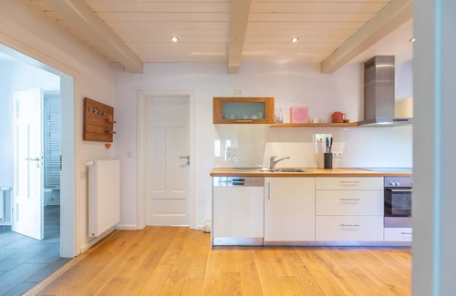 Hauert House | The Hus Paula vacation home in Tating for up to 6 people
