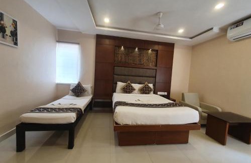 Periamet Hotel | The Hydel Park - Business Class Hotel - Near Central Railway Station