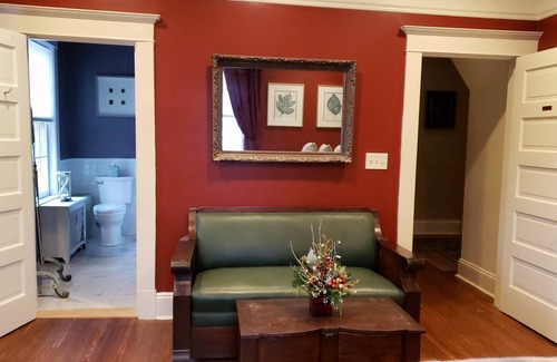 Emporium Hotel | The Hygrade Inn