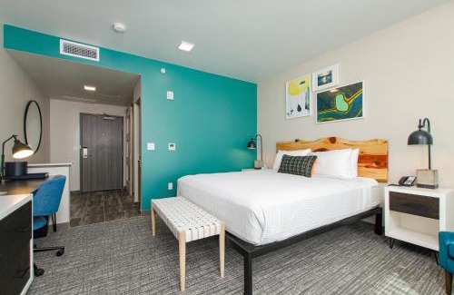 Independence Hotel | The Independence Hotel