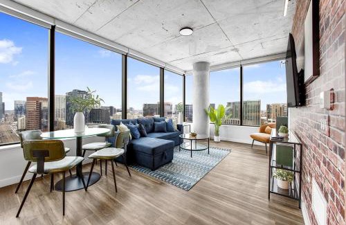 West End Apartment | The Industrial Suite DownTown Nashville