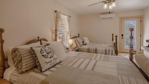 Whitley City Bed & Breakfast | The Inn at Beulah Farm - The Pen