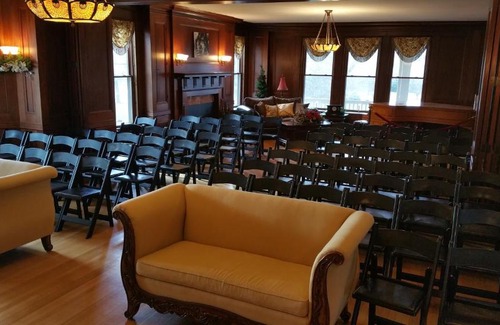 Chambersburg Bed & Breakfast | The Inn at Ragged Edge