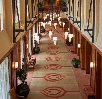 Blacksburg Hotel | The Inn at Virginia Tech - On Campus