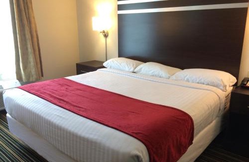 Monaca Hotel | The Inn