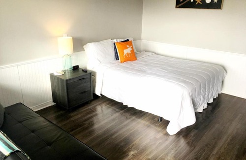 Iona Hotel | The Iona Heights Inn