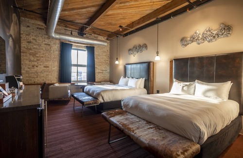 Fifth Ward Hotel | The Iron Horse Hotel