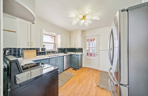 Turner Park House | The Jimi Hendrix Experience