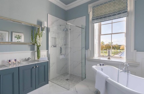 Enfield Hotel | The Johnstown Estate
