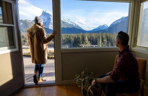 Banff Hotel | The Juniper Hotel & Bistro