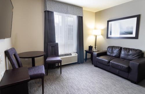 Blairmore Hotel | The Kanata by BCMInns Blairmore