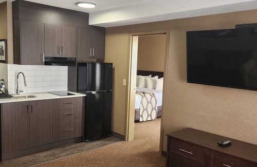 Fort Saskatchewan Hotel | The Kanata Inn Fort Saskatchewan