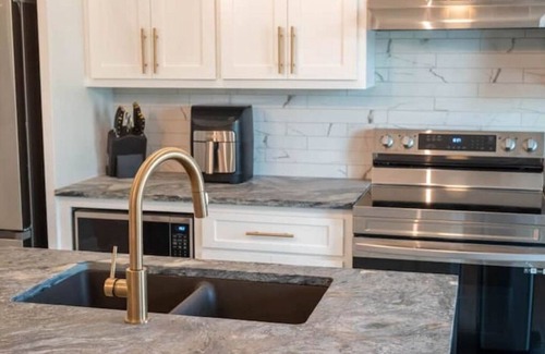 Belle Mina Apartment | The Kennedy Suite D