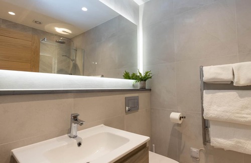 St Austell Hotel | The Kingswood